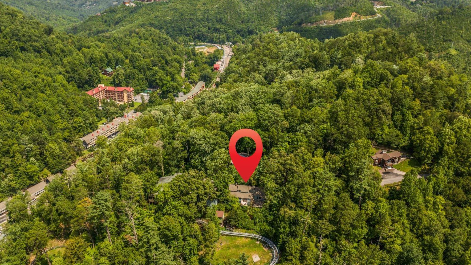 Whiskey Ridge Lodge, A Restored 1940S Gem, 2 Mins From Downtown, Breathtaking City Views, Custom Game Room, And Spacious Elegance Гатлинбург Экстерьер фото